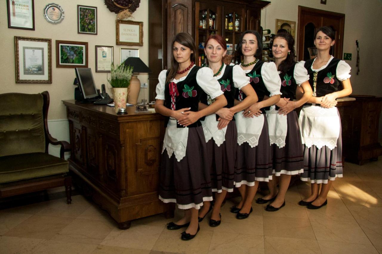 Hotel Mateo Stopnica Eksteriør billede
