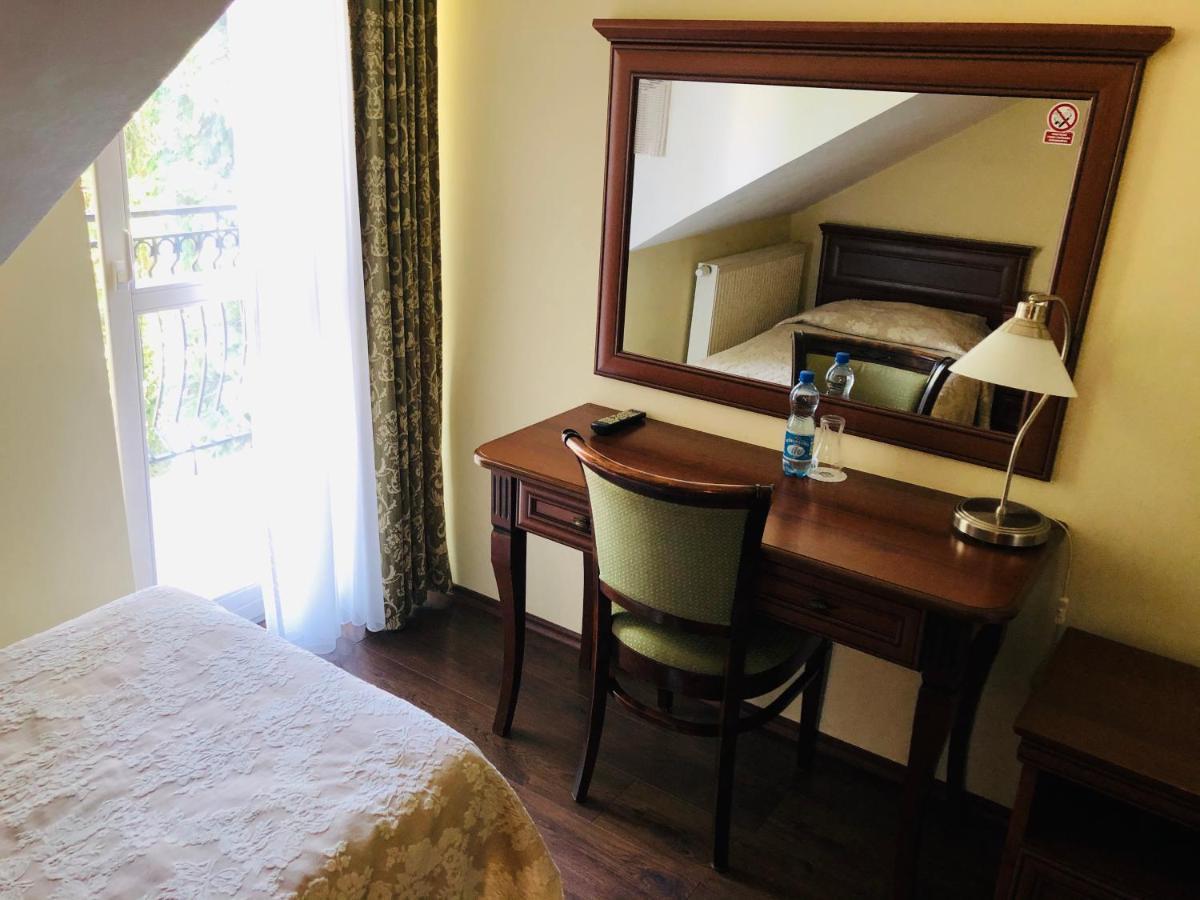 Hotel Mateo Stopnica Eksteriør billede